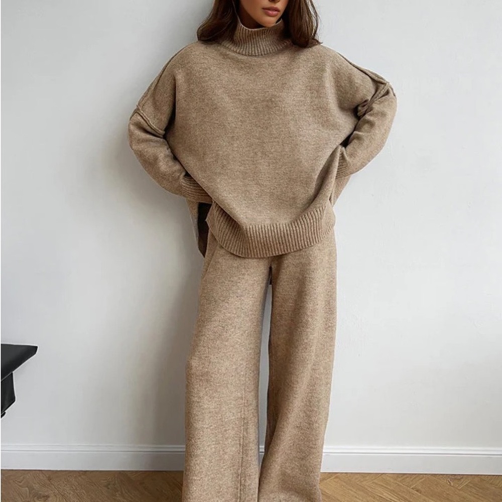 Commense Plain Turtleneck Knit Pants Set
